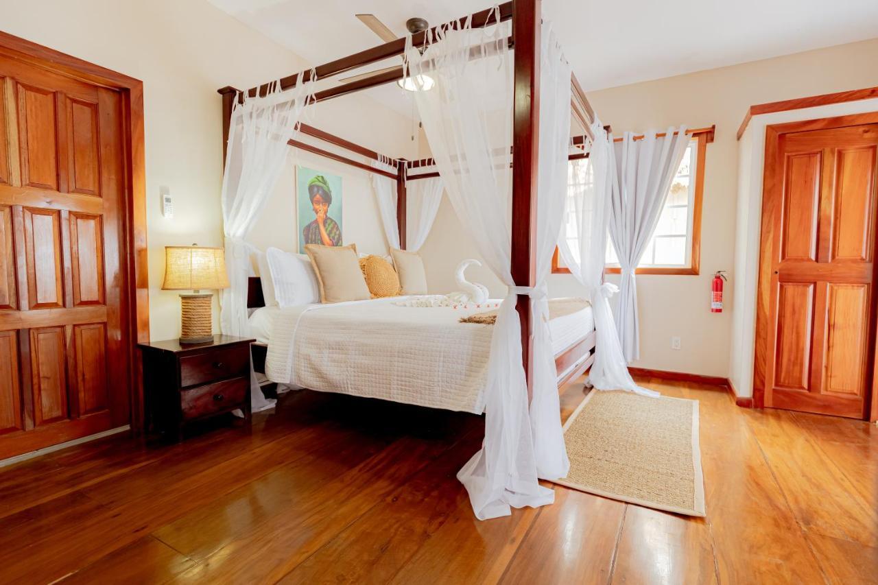 Hidden Jewel Boutique Hotel 圣佩德罗 外观 照片