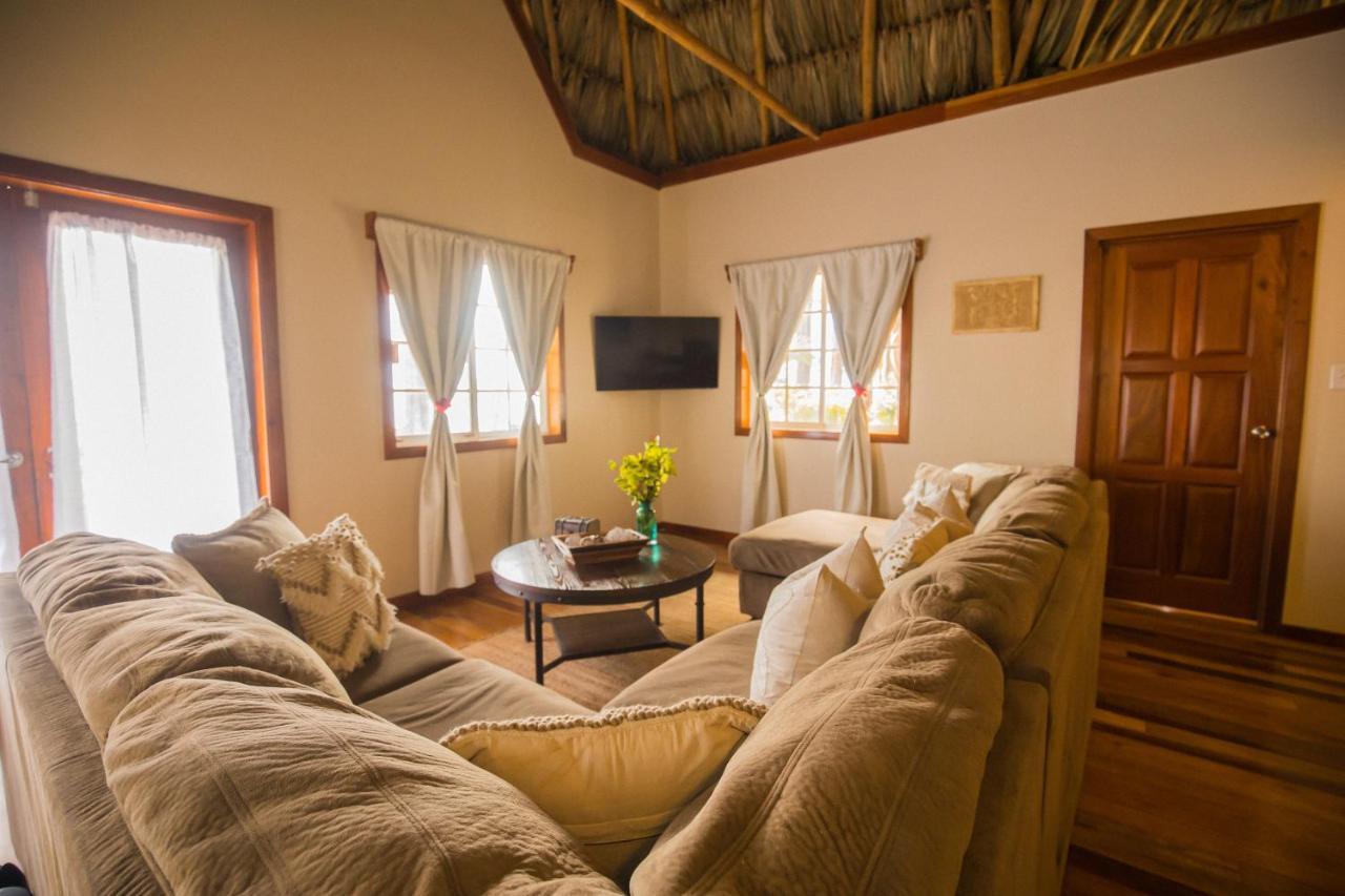 Hidden Jewel Boutique Hotel 圣佩德罗 外观 照片